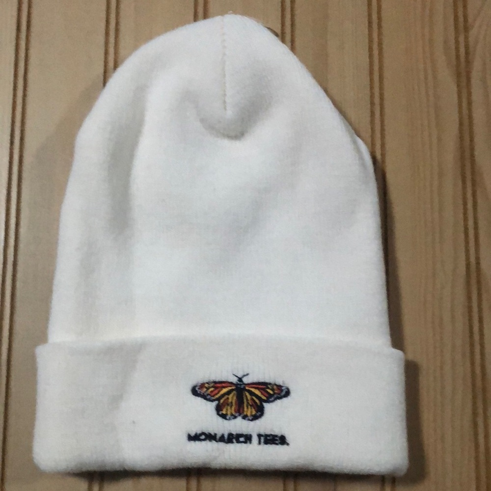 Monarch Tees Embroidered Monarch Butterfly‎ White Knit Stocking Cap Hat Beanie